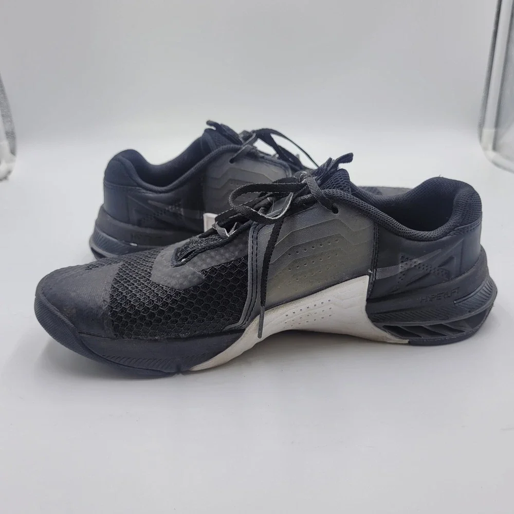 Nike Metcon 7 Womens Training Shoes Black White Size 8 Weight Lifting Activewear